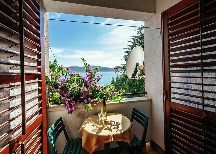 Apartamento Inviting With Garden, Barbecue, Garden Furniture